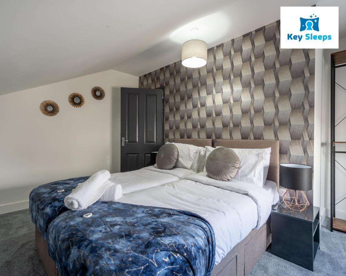 Five Bedroom Spacious Modern House By Keysleeps Short Lets Workington Lake District Beach Exterior photo
