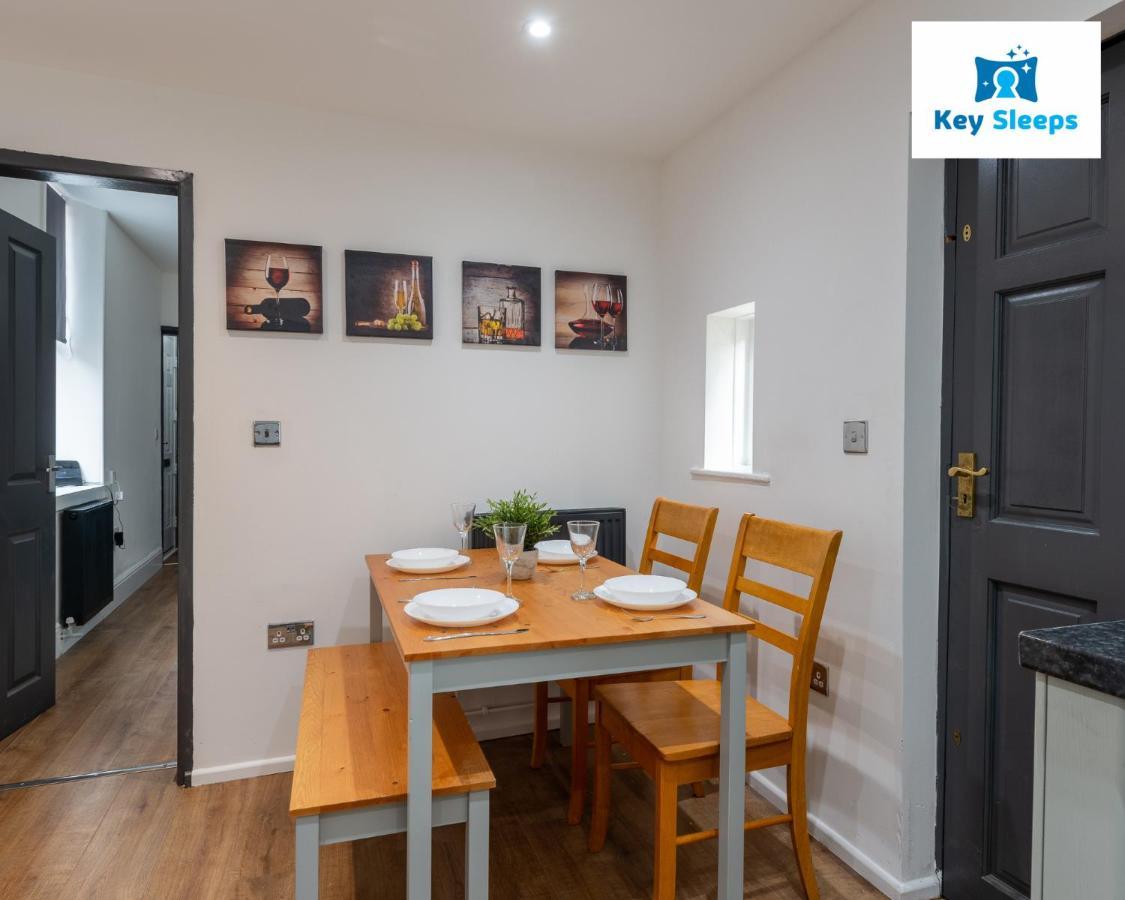 Five Bedroom Spacious Modern House By Keysleeps Short Lets Workington Lake District Beach Exterior photo
